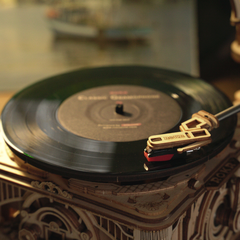 DIY Wooden Mechanical Phonograph Puzzle Gadgets and Gizmos
