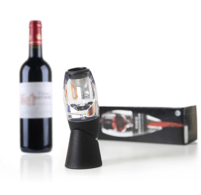 Creative Wine Decanter and Pourer Gadgets and Gizmos